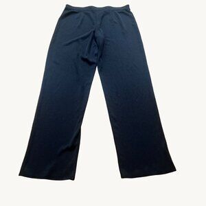 EXCLUSIVELY MISOOK size M Black Classic Acrylic Crepe Pull-On Straight Pants